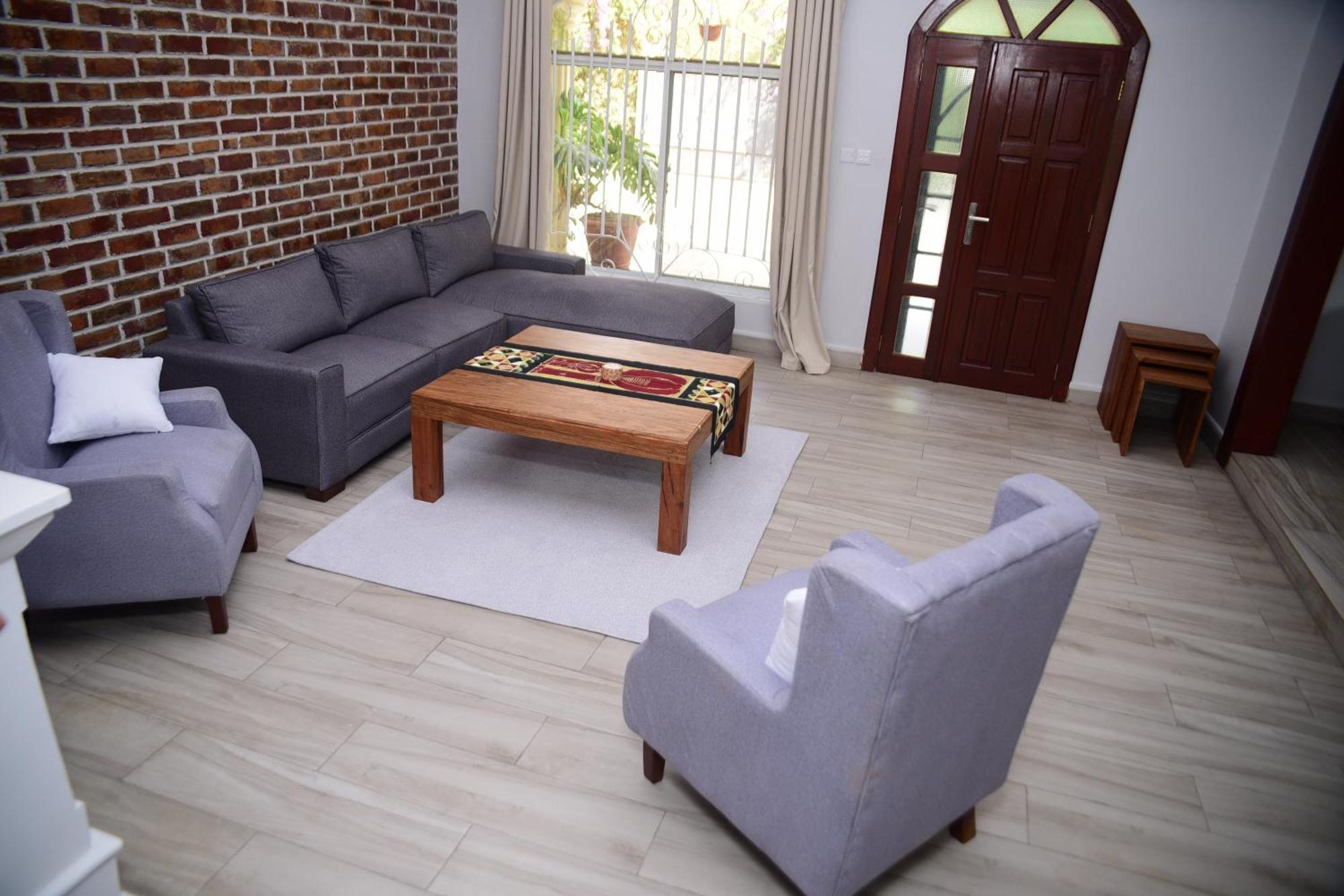 Charming Eco-Homestay Near Kilimanjaro International Airport アルーシャ エクステリア 写真
