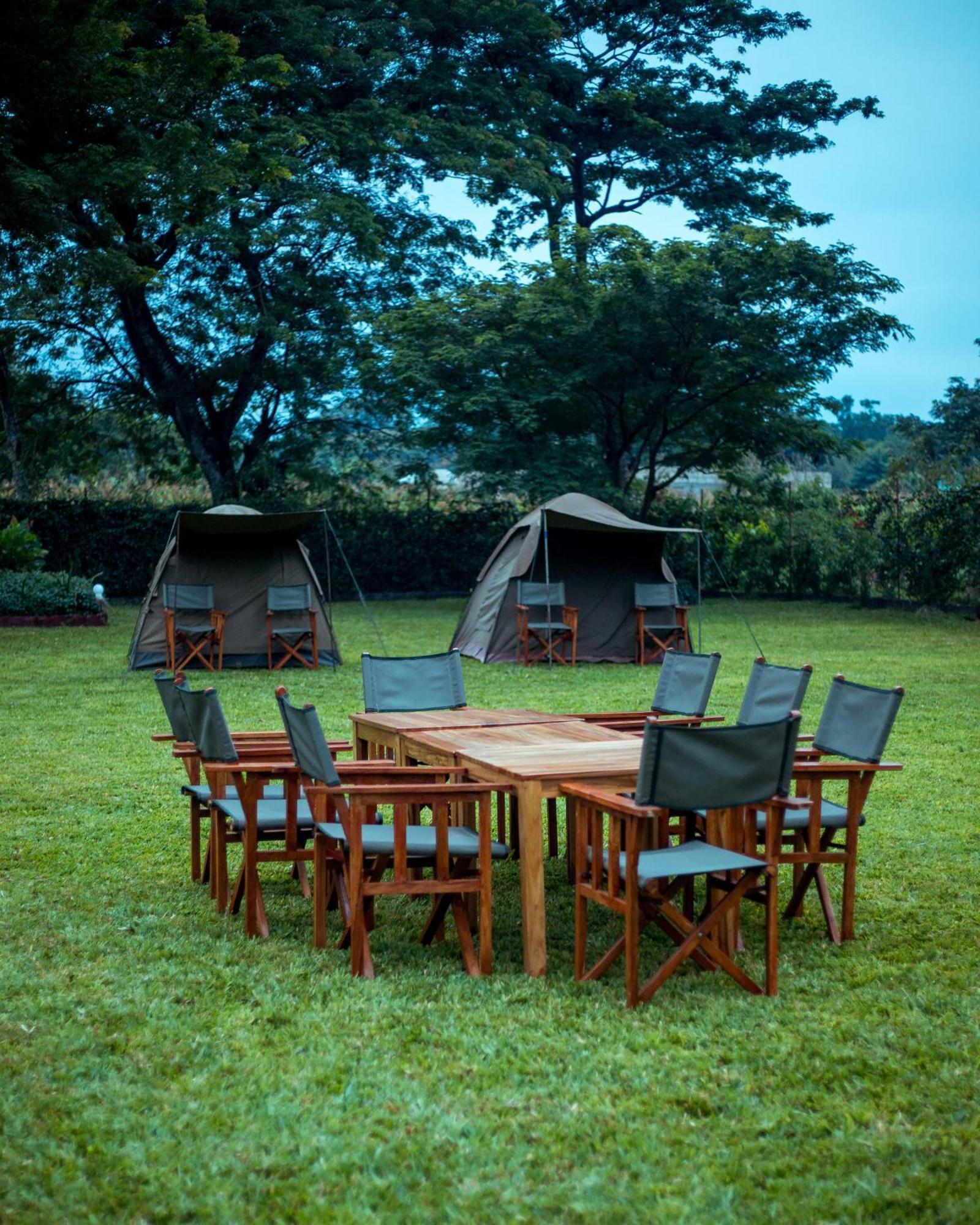 Charming Eco-Homestay Near Kilimanjaro International Airport アルーシャ エクステリア 写真